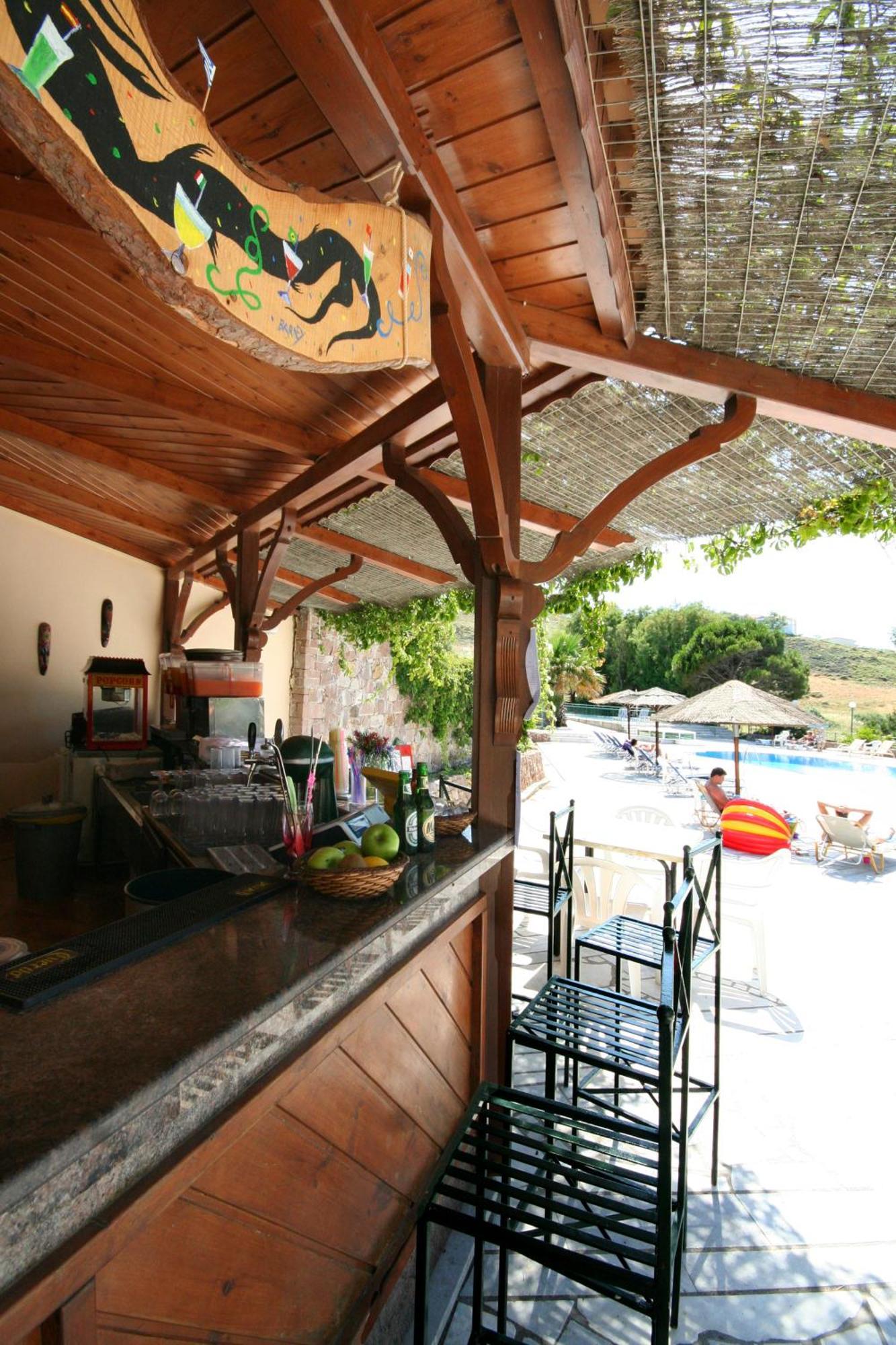 Viva Mare Hotel&Spa Mythimna Esterno foto